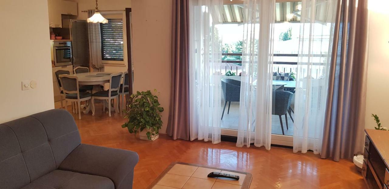 Apartman "Lara" Ploce  Exterior foto